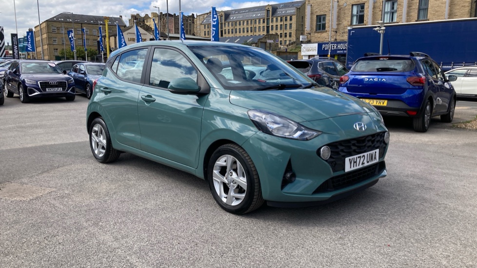 Hyundai i10 1.0 MPi SE Connect 5dr Petrol Hatchback - Image 8