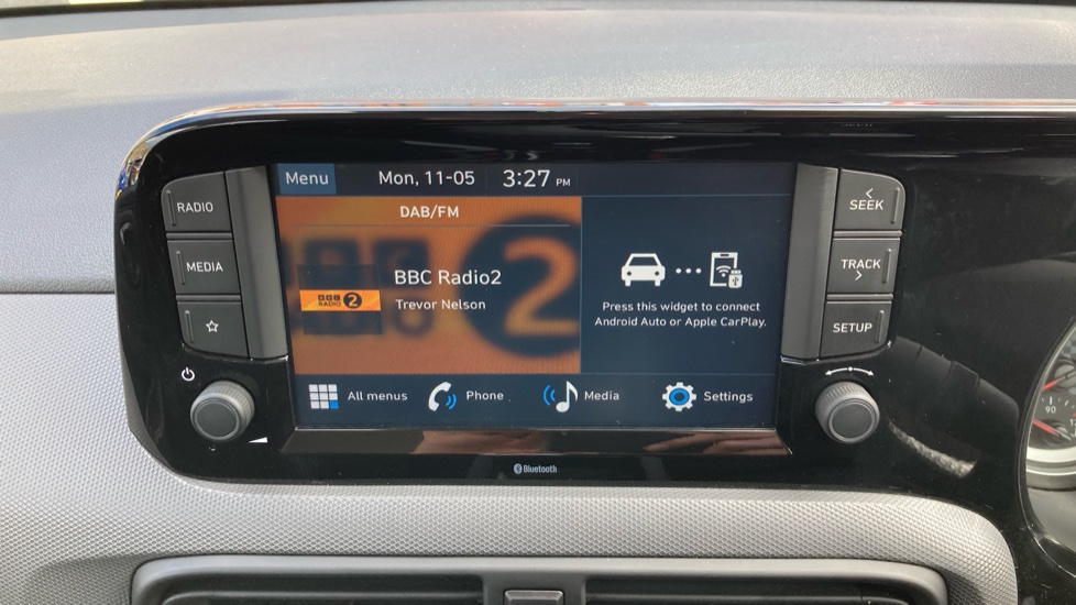 Hyundai i10 1.0 MPi SE Connect 5dr Petrol Hatchback - Image 12