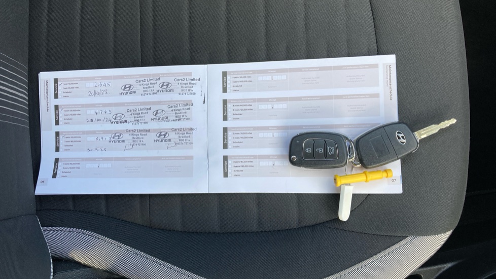 Hyundai i10 1.0 MPi SE Connect 5dr Petrol Hatchback - Image 19