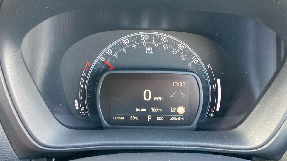 Toyota Aygo X 1.0 VVT-i Edge 5dr Auto Petrol Hatchback - Image 18