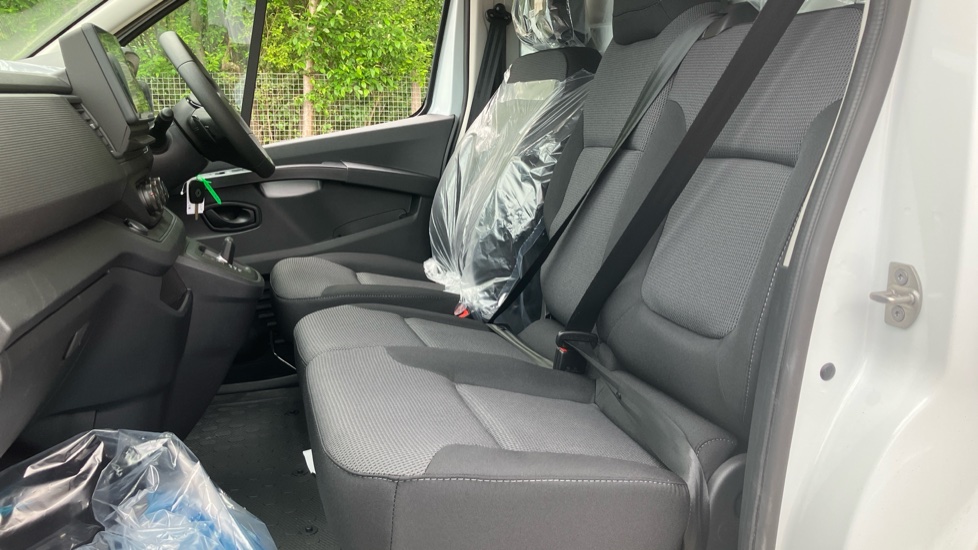 Renault Trafic Lwb Diesel LL30 Blue dCi 150 Advance [Safety] Van EAG9 - Image 16