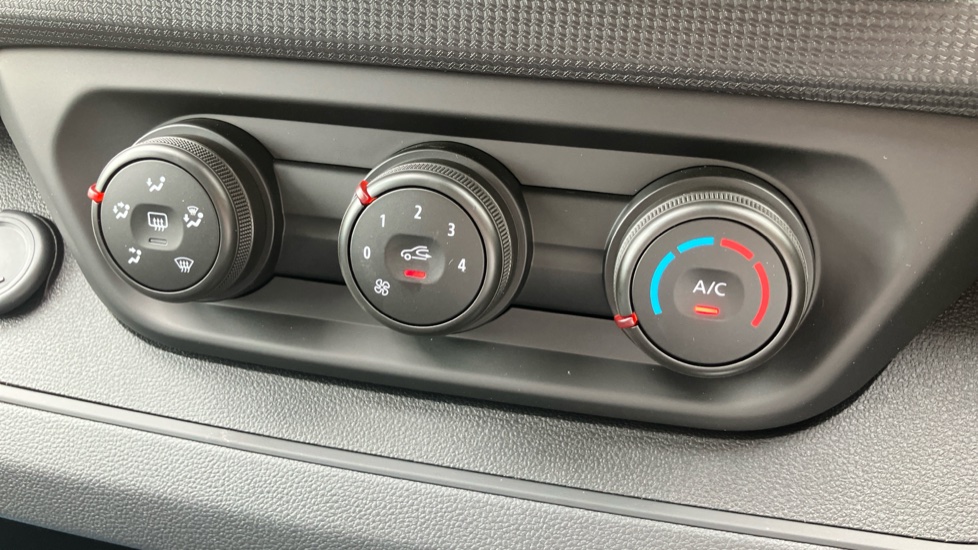 Renault Trafic Lwb Diesel LL30 Blue dCi 150 Advance [Safety] Van EAG9 - Image 28