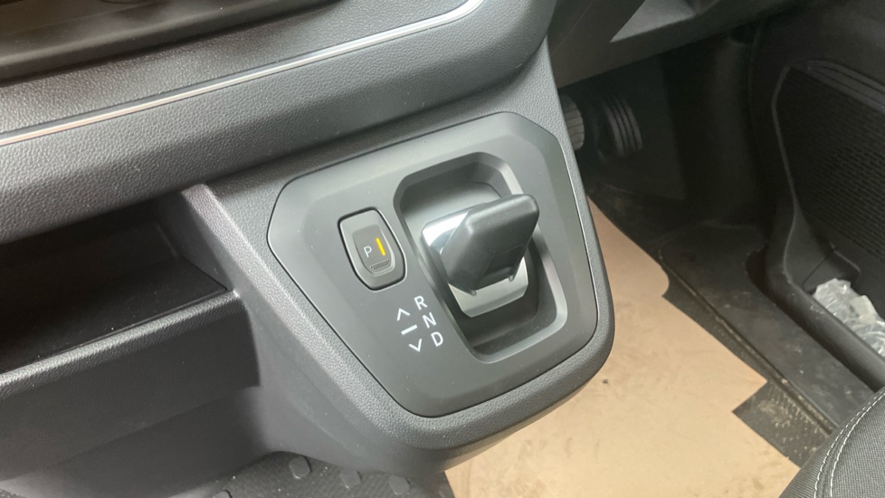 Renault Trafic Swb Diesel SL30 Blue dCi 150 Extra [Safety] Van EAG9 - Image 13