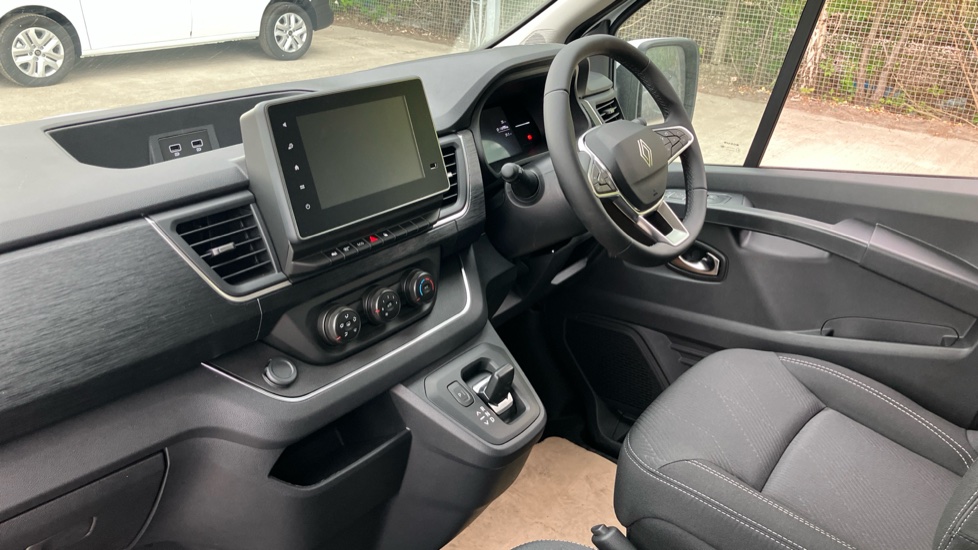 Renault Trafic Lwb Diesel LL30 Blue dCi 150 Extra [Safety] Van EAG9 - Image 9