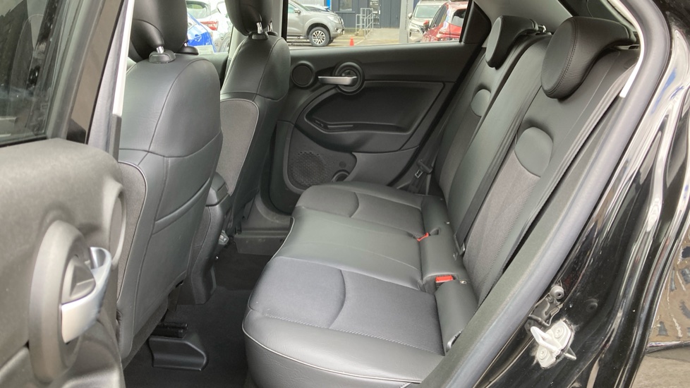Fiat 500X 1.0 Cross Plus 5dr Petrol Hatchback - Image 16