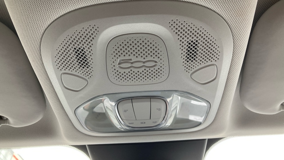 Fiat 500X 1.0 Cross Plus 5dr Petrol Hatchback - Image 27