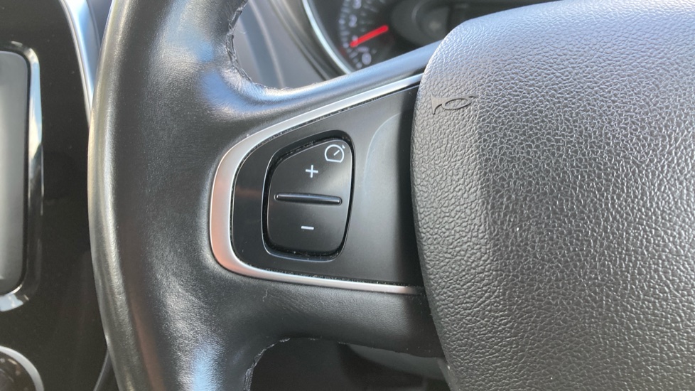 Renault Captur 0.9 TCE 90 Dynamique S Nav 5dr Petrol Hatchback - Image 24