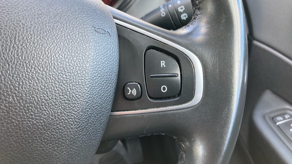 Renault Captur 0.9 TCE 90 Dynamique S Nav 5dr Petrol Hatchback - Image 25