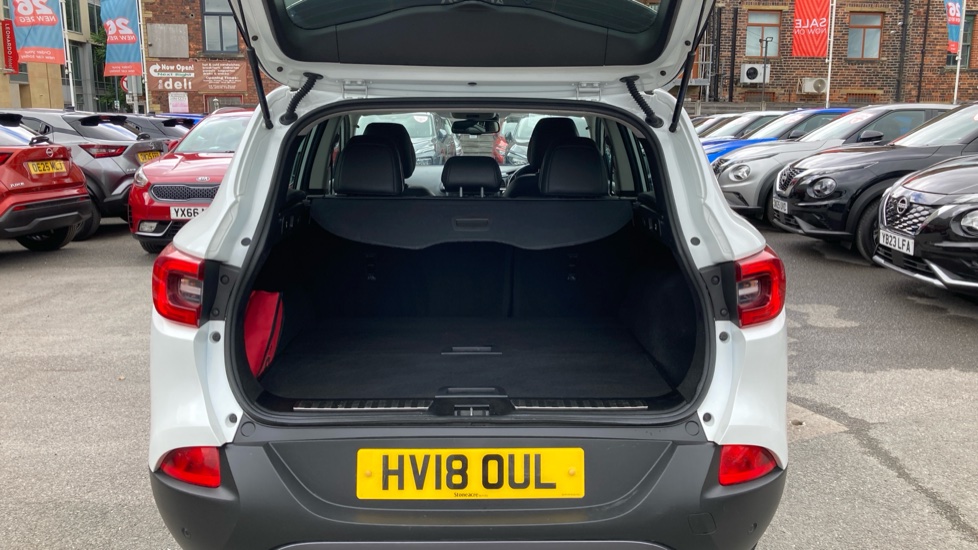 Renault Kadjar 1.6 dCi Signature Nav 5dr Diesel Hatchback - Image 4