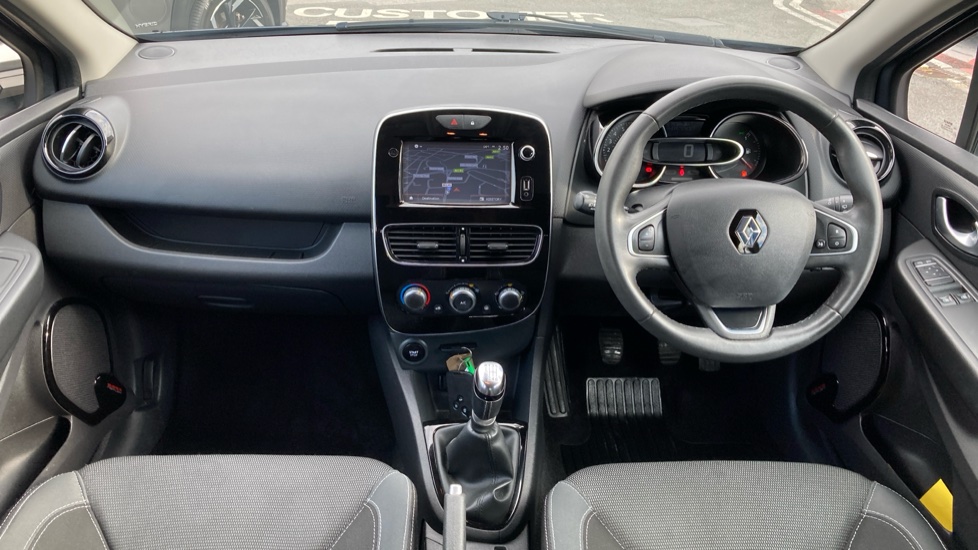 Renault Clio 1.2 TCE Dynamique Nav 5dr Petrol Hatchback - Image 10