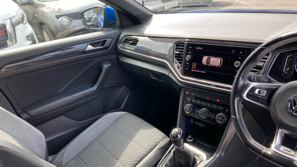 Volkswagen T-Roc 1.6 TDI R-Line 5dr Diesel Hatchback - Image 14