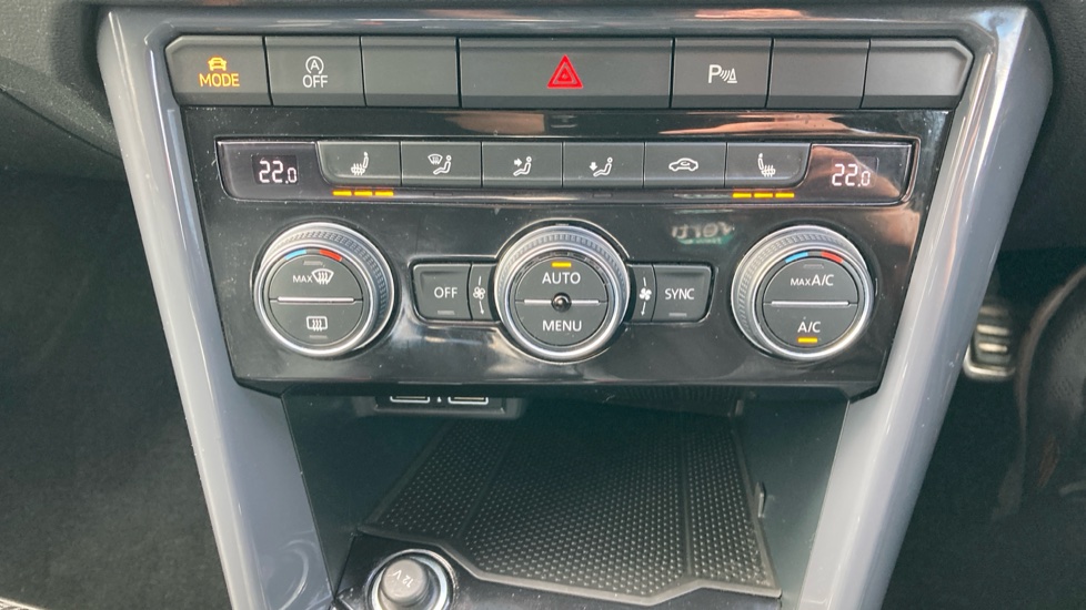 Volkswagen T-Roc 1.6 TDI R-Line 5dr Diesel Hatchback - Image 22
