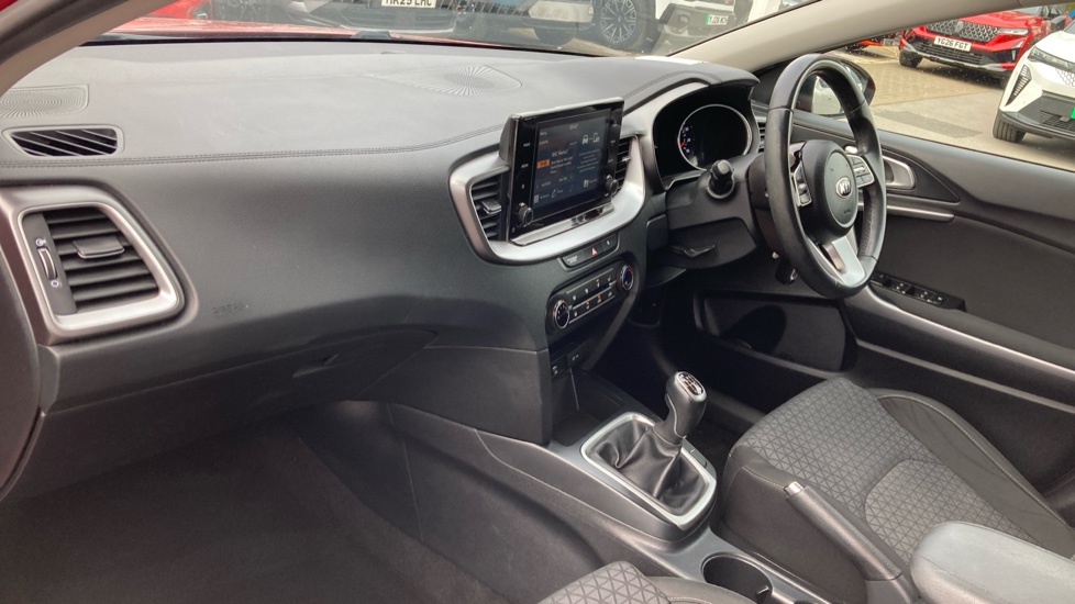 Kia Ceed 1.0T GDi ISG 2 5dr Petrol Hatchback - Image 9