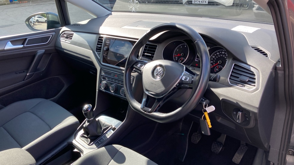 Volkswagen Golf SV 1.5 TSI EVO 130 SE 5dr Petrol Hatchback - Image 11