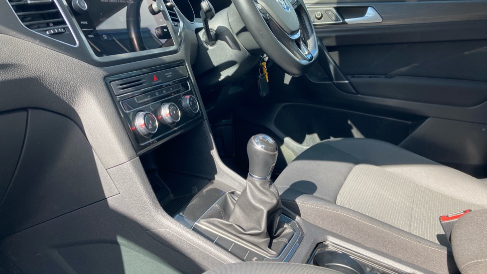 Volkswagen Golf SV 1.5 TSI EVO 130 SE 5dr Petrol Hatchback - Image 13