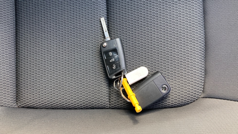 Volkswagen Golf SV 1.5 TSI EVO 130 SE 5dr Petrol Hatchback - Image 20