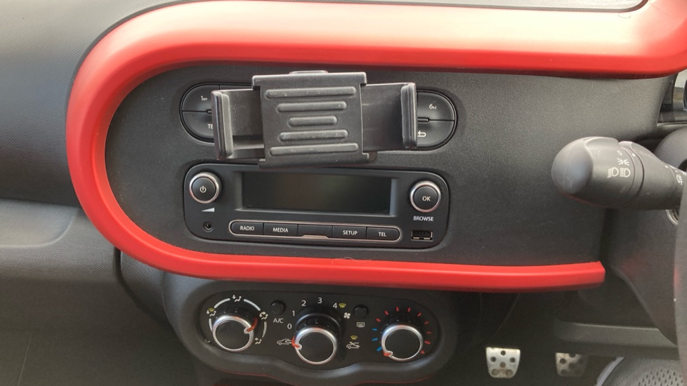 Renault Twingo 0.9 TCE Dynamique 5dr [Start Stop] Petrol Hatchback - Image 12