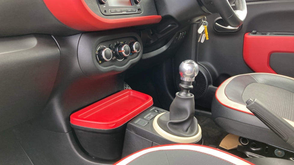 Renault Twingo 0.9 TCE Dynamique 5dr [Start Stop] Petrol Hatchback - Image 13