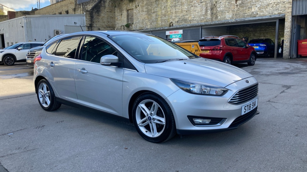 Ford Focus 1.0 EcoBoost 125 Titanium 5dr Petrol Hatchback - Image 8
