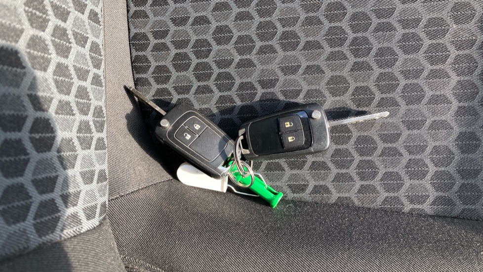 Vauxhall Corsa 1.4 [75] ecoFLEX Sting 3dr Petrol Hatchback - Image 20