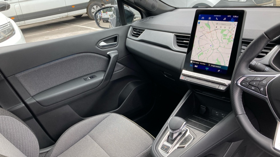 Renault Symbioz 1.6 E-Tech FHEV 145 Techno 5dr Auto Hybrid Estate - Image 14