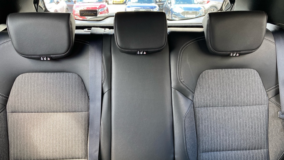 Renault Clio 1.0 TCe 90 S Edition 5dr Petrol Hatchback - Image 15