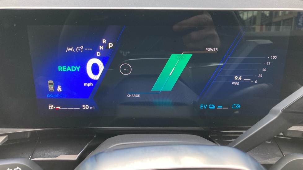 Renault Rafale E-Tech FHEV Techno Esprit Alpine 5dr Auto 4C Hybrid Estate - Image 18