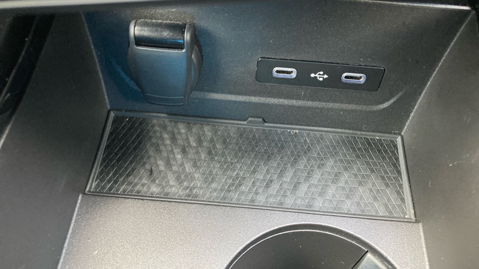 Renault Rafale E-Tech FHEV Techno Esprit Alpine 5dr Auto 4C Hybrid Estate - Image 22