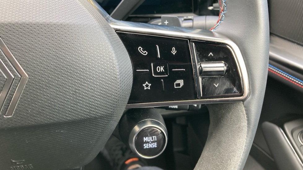 Renault Rafale E-Tech FHEV Techno Esprit Alpine 5dr Auto 4C Hybrid Estate - Image 27