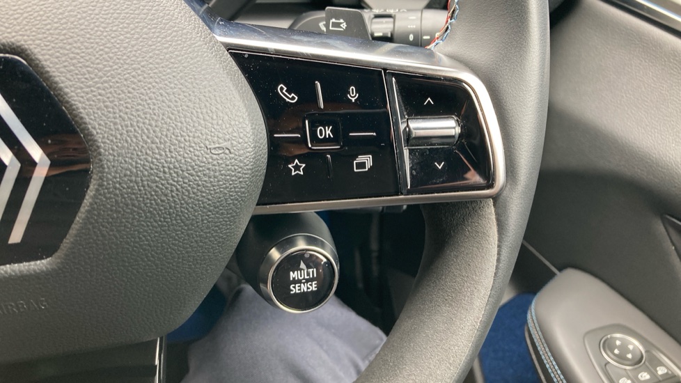 Renault Scenic E-Tech 160kW Esprit Alpine 87kWh Long Range 5dr Auto Electric Estate - Image 26