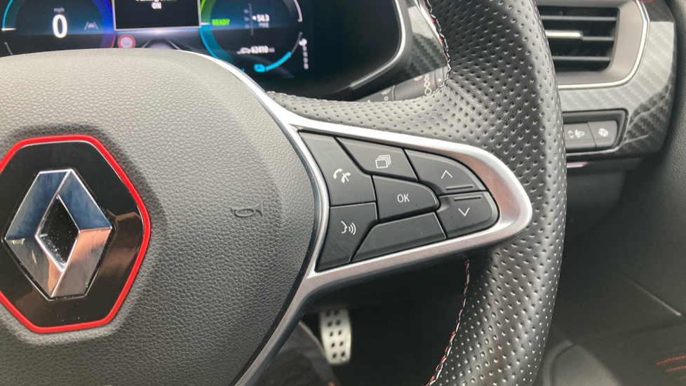 Renault Arkana 1.6 E-TECH Hybrid 145 R.S. Line 5dr Auto Hybrid Estate - Image 27