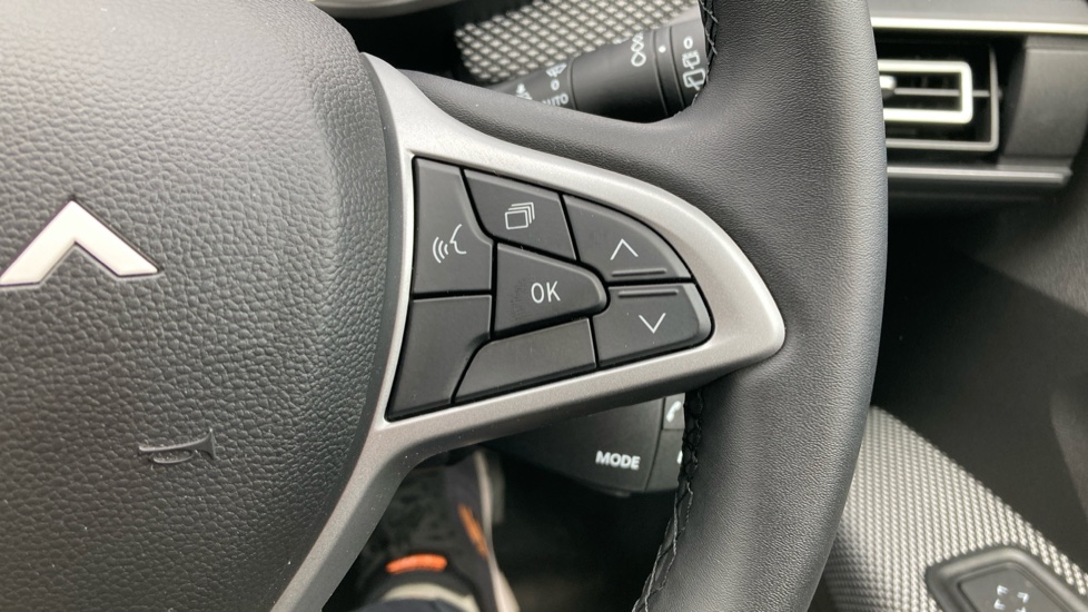 Dacia Sandero 1.0 Tce Journey 5dr CVT Petrol Hatchback - Image 27