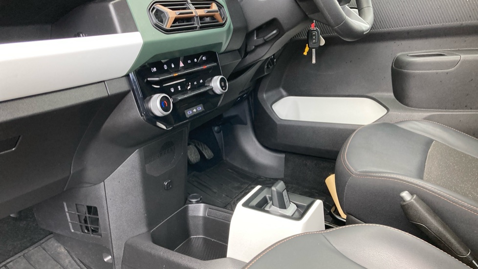 Dacia Spring 27kWh Extreme 65 48kW 5dr Auto Electric Hatchback - Image 13