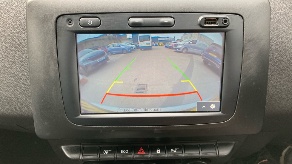 Dacia Duster 1.3 TCe 130 Comfort 5dr Petrol Estate - Image 21