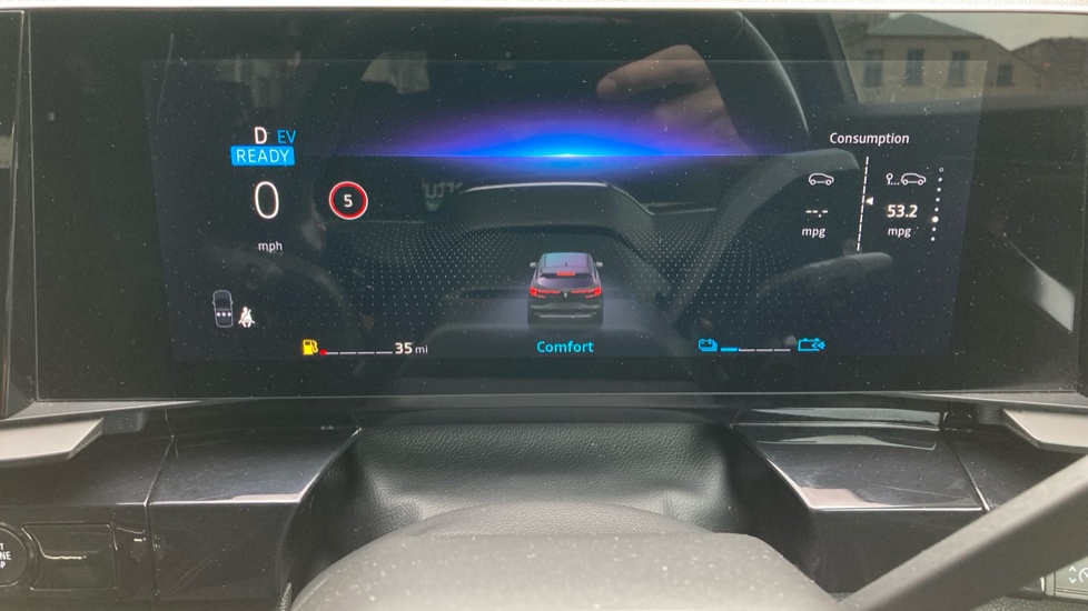 Renault Austral E-Tech FHEV Techno Esprit Alpine 5dr Auto Hybrid Estate - Image 18