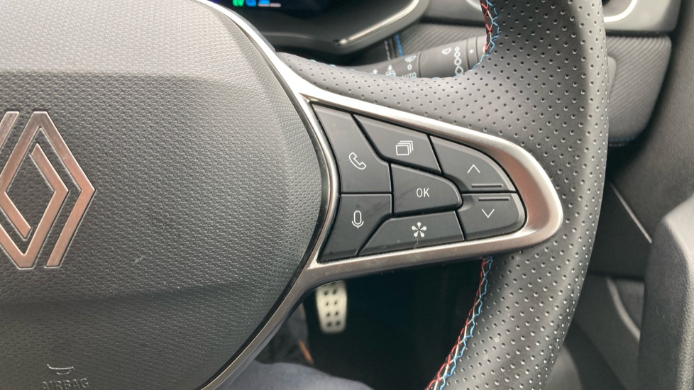 Renault Symbioz 1.6 E-Tech FHEV 145 Techno Esprit Alpine 5dr Auto Hybrid Estate - Image 27