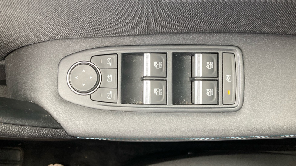 Renault Symbioz 1.6 E-Tech FHEV 145 Techno Esprit Alpine 5dr Auto Hybrid Estate - Image 28