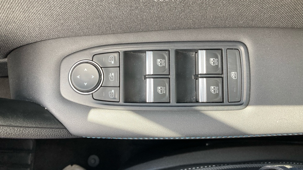 Renault Symbioz 1.6 E-Tech FHEV 145 Techno Esprit Alpine 5dr Auto Hybrid Estate - Image 28