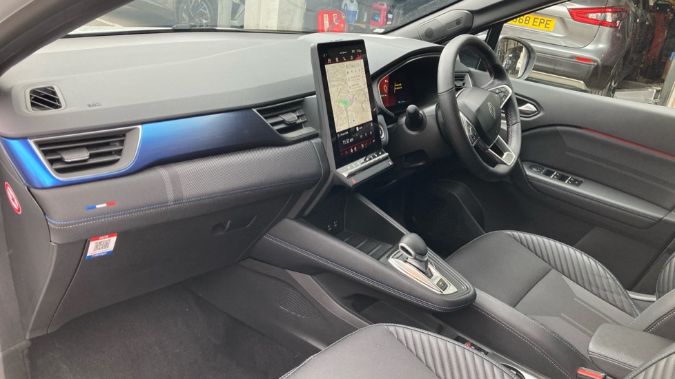 Renault Symbioz 1.6 E-Tech FHEV 145 Techno Esprit Alpine 5dr Auto Hybrid Estate - Image 9