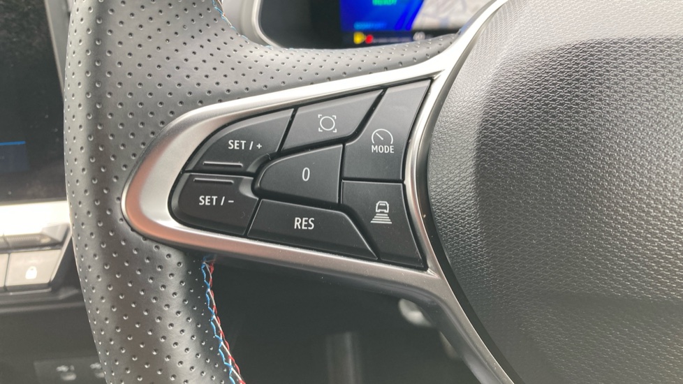 Renault Symbioz 1.6 E-Tech FHEV 145 Techno Esprit Alpine 5dr Auto Hybrid Estate - Image 25