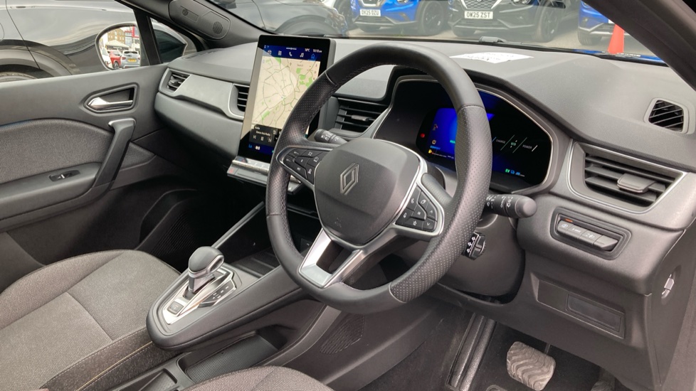 Renault Symbioz 1.6 E-Tech FHEV 145 Techno 5dr Auto Hybrid Estate - Image 11