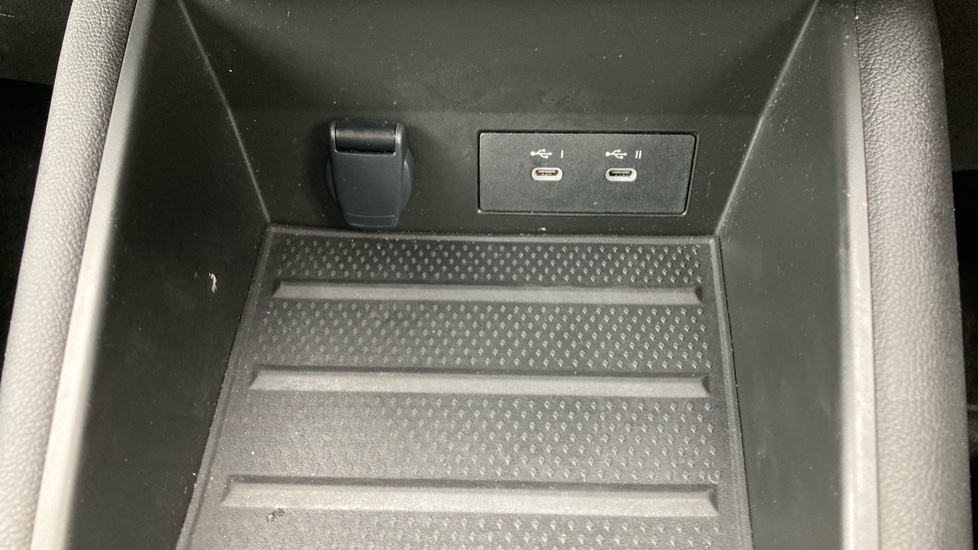 Renault Symbioz 1.6 E-Tech FHEV 145 Techno 5dr Auto Hybrid Estate - Image 22