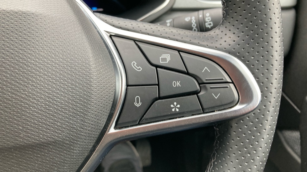Renault Symbioz 1.6 E-Tech FHEV 145 Techno 5dr Auto Hybrid Estate - Image 26