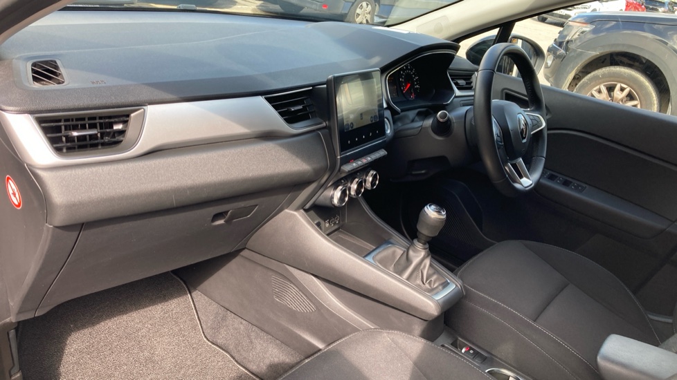 Renault Captur 1.5 dCi 95 Iconic 5dr Diesel Hatchback - Image 9
