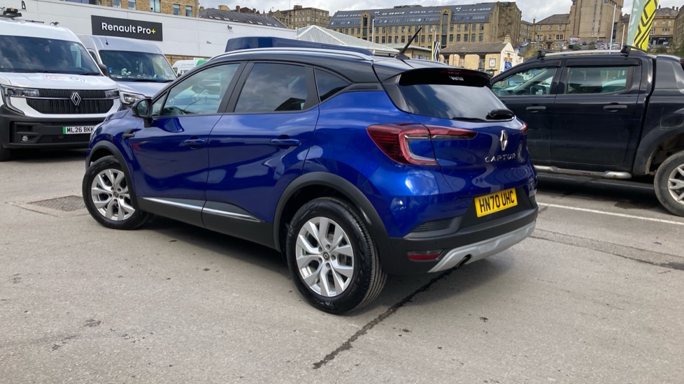 Renault Captur 1.5 dCi 95 Iconic 5dr Diesel Hatchback - Image 17