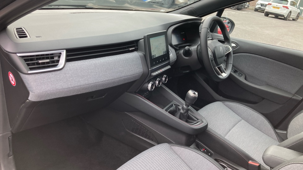 Renault Clio 1.0 TCe 90 Techno 5dr Petrol Hatchback - Image 9