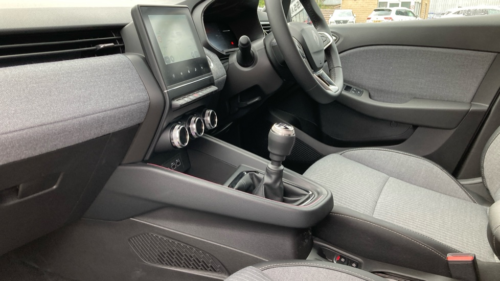 Renault Clio 1.0 TCe 90 Techno 5dr Petrol Hatchback - Image 13