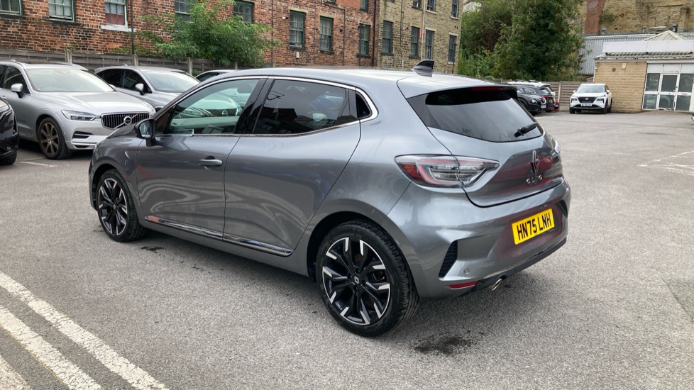 Renault Clio 1.0 TCe 90 Techno 5dr Petrol Hatchback - Image 17