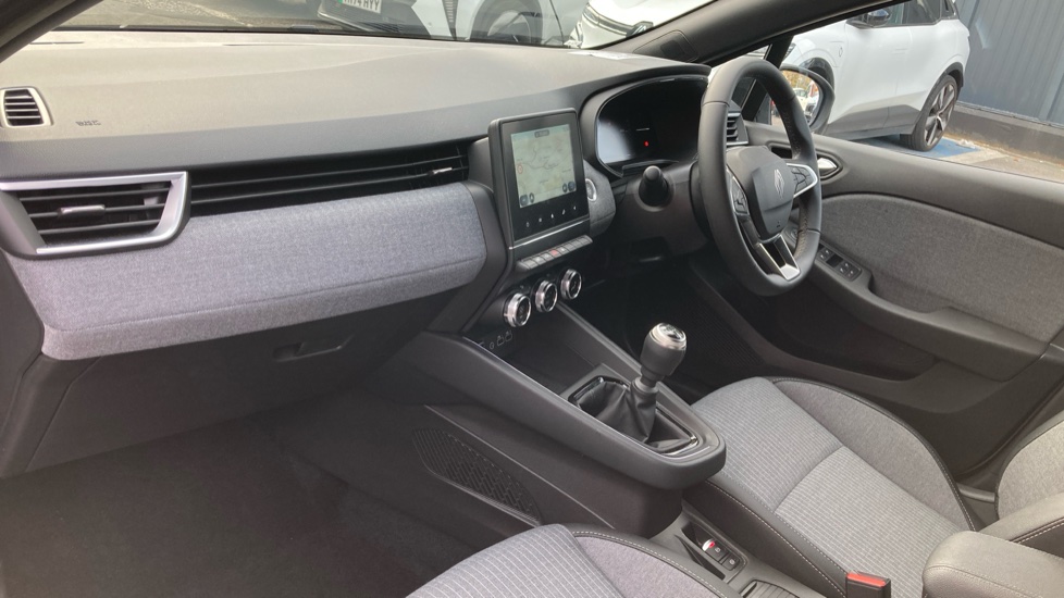 Renault Clio 1.0 TCe 90 Techno 5dr Petrol Hatchback - Image 9