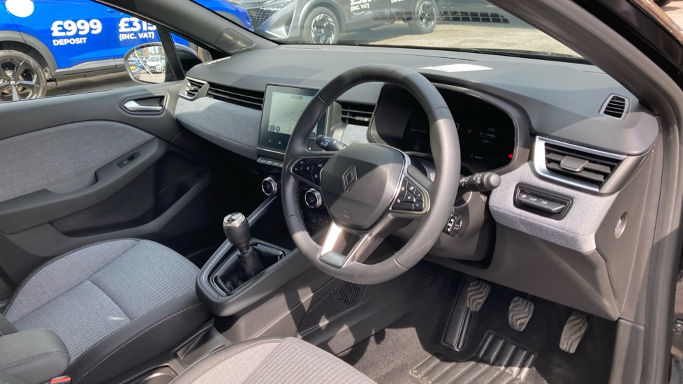 Renault Clio 1.0 TCe 90 Techno 5dr Petrol Hatchback - Image 11